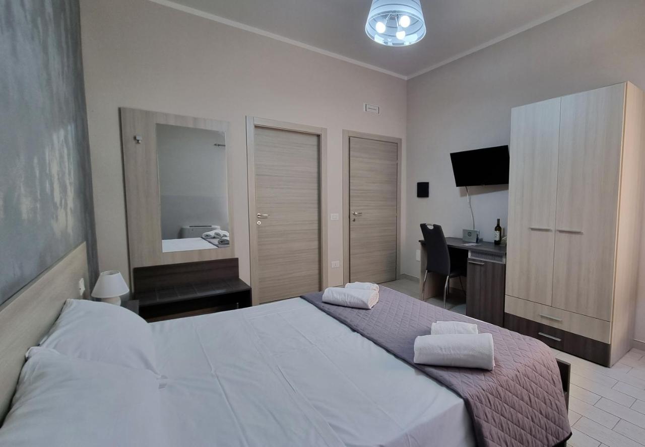 Residenza Atena トロペーア エクステリア 写真