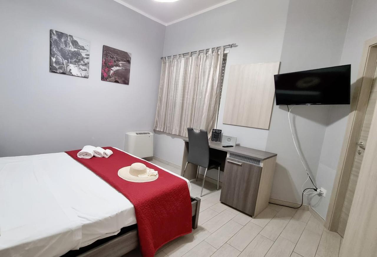 Residenza Atena トロペーア エクステリア 写真