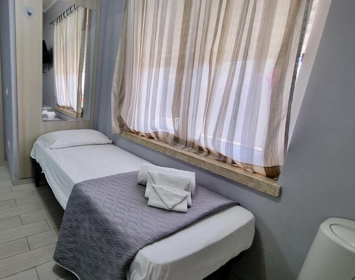 Residenza Atena トロペーア エクステリア 写真